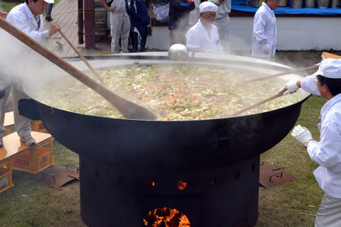 天平の芋煮会